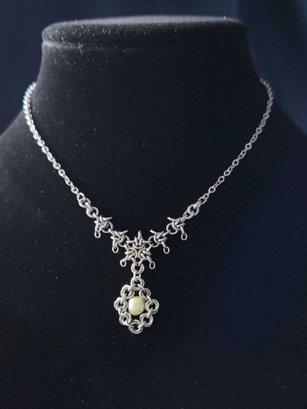 Fairy silver and green pearl necklace